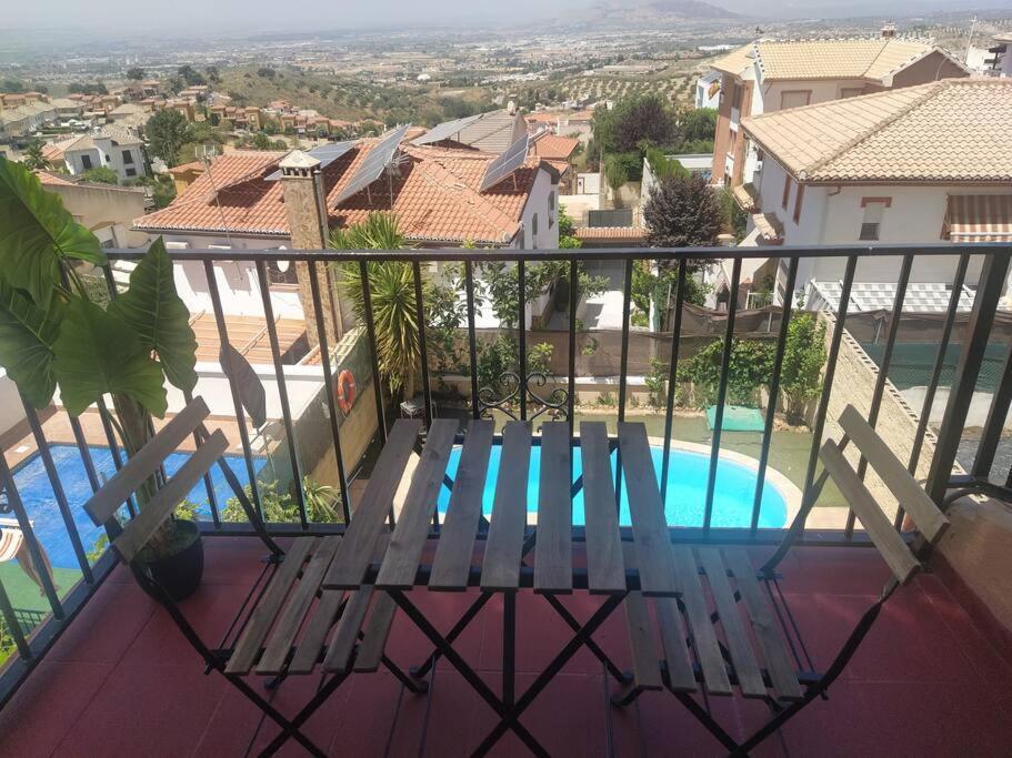 Luminosa y confortable casa con vistas y piscina Jun Exterior foto